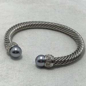 New silver cable bracelet with crystals and grey pearl tips